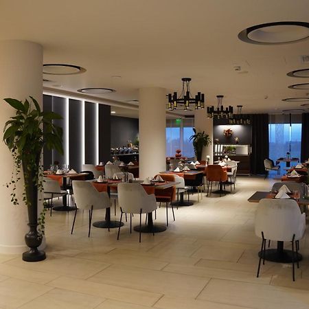 כריסטיאן Hotel Sorin Mihai מראה חיצוני תמונה